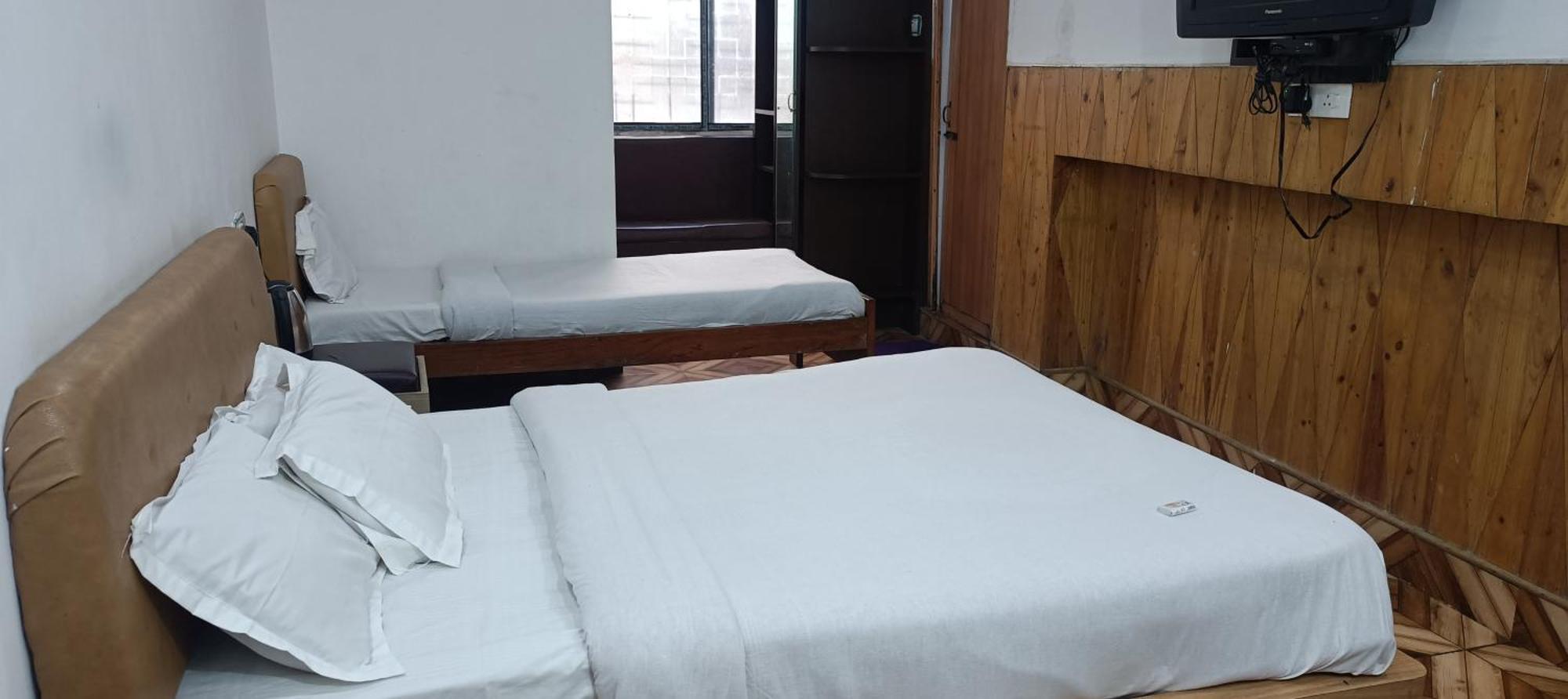 Hotel Assembly Shillong Extérieur photo