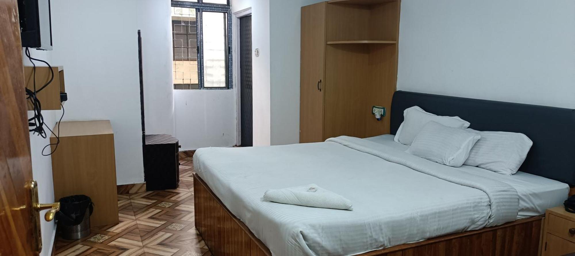 Hotel Assembly Shillong Extérieur photo
