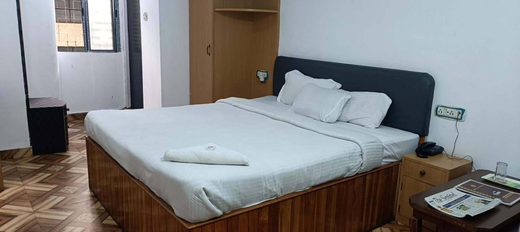 Hotel Assembly Shillong Extérieur photo